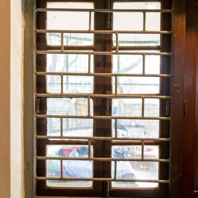 Interior Windows Allowing Depth For Users To Keep Objects