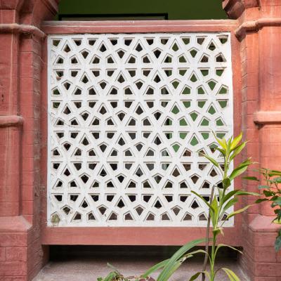 Screen At The South Verandah1