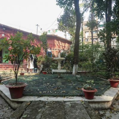 Antique Fountain As Part Of The House From The Very Beginning