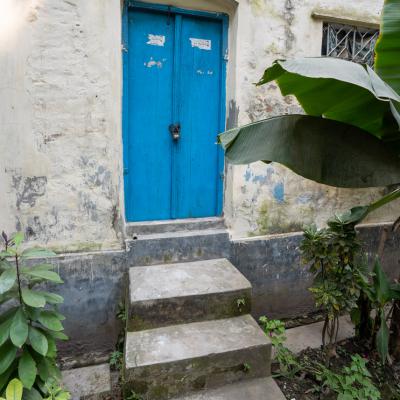The Staff Quarter Has Several Doors With Stairs3
