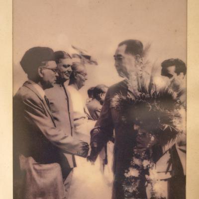 Cherished Old Photographs With Famous Personalities4