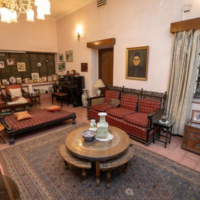 The Living Room Of The House Adorned With Old Furnitures7