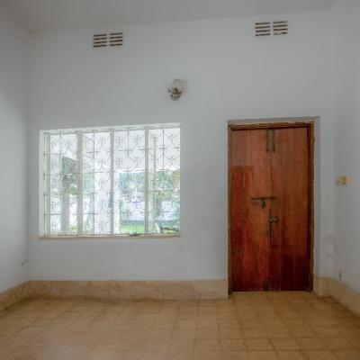 This Used To Be A Bedroom With Direct Access To The Lawn2